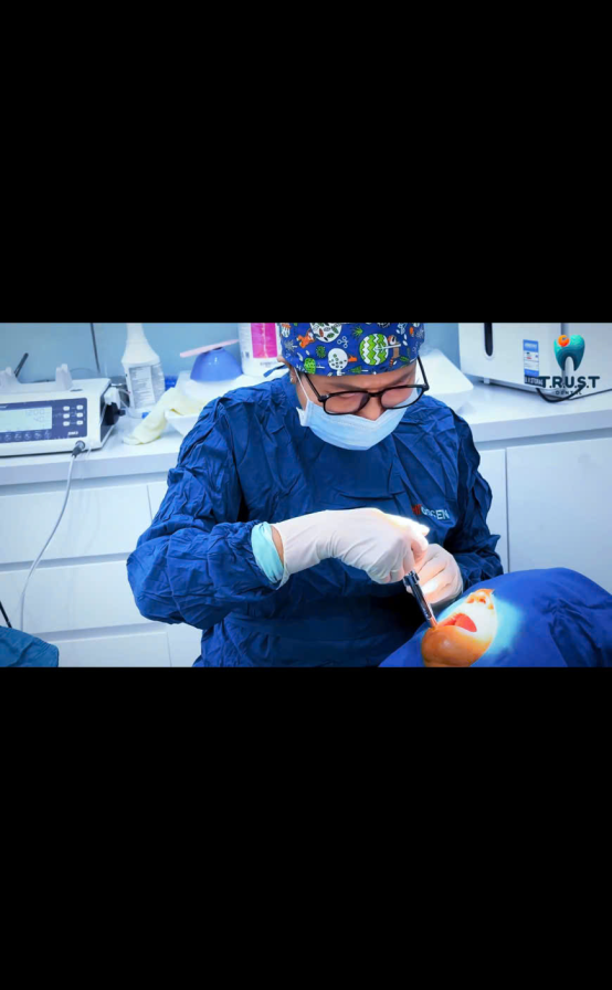 Video cắm Implant
