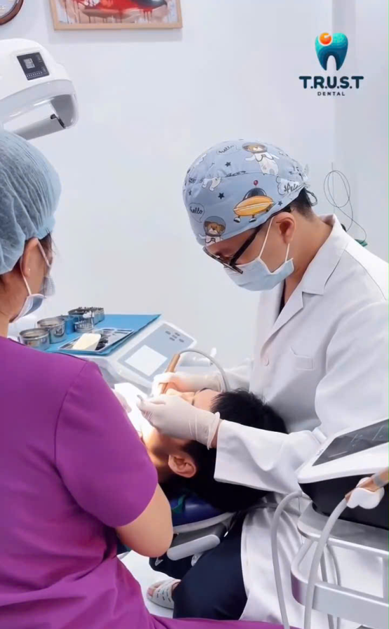 Video cạo vôi răng công nghệ mới 